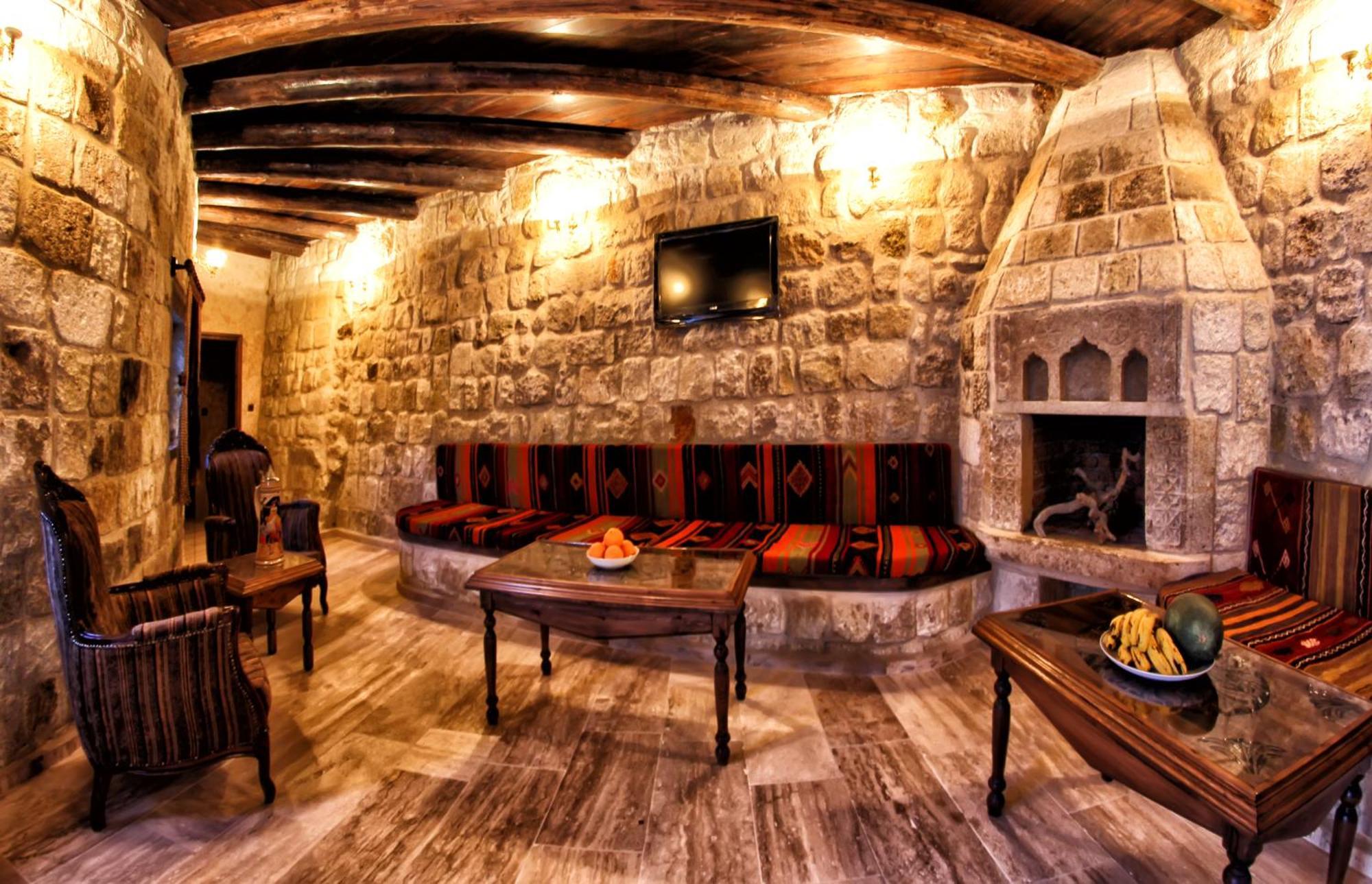 Kemerhan Cave Suites Ürgüp Ngoại thất bức ảnh