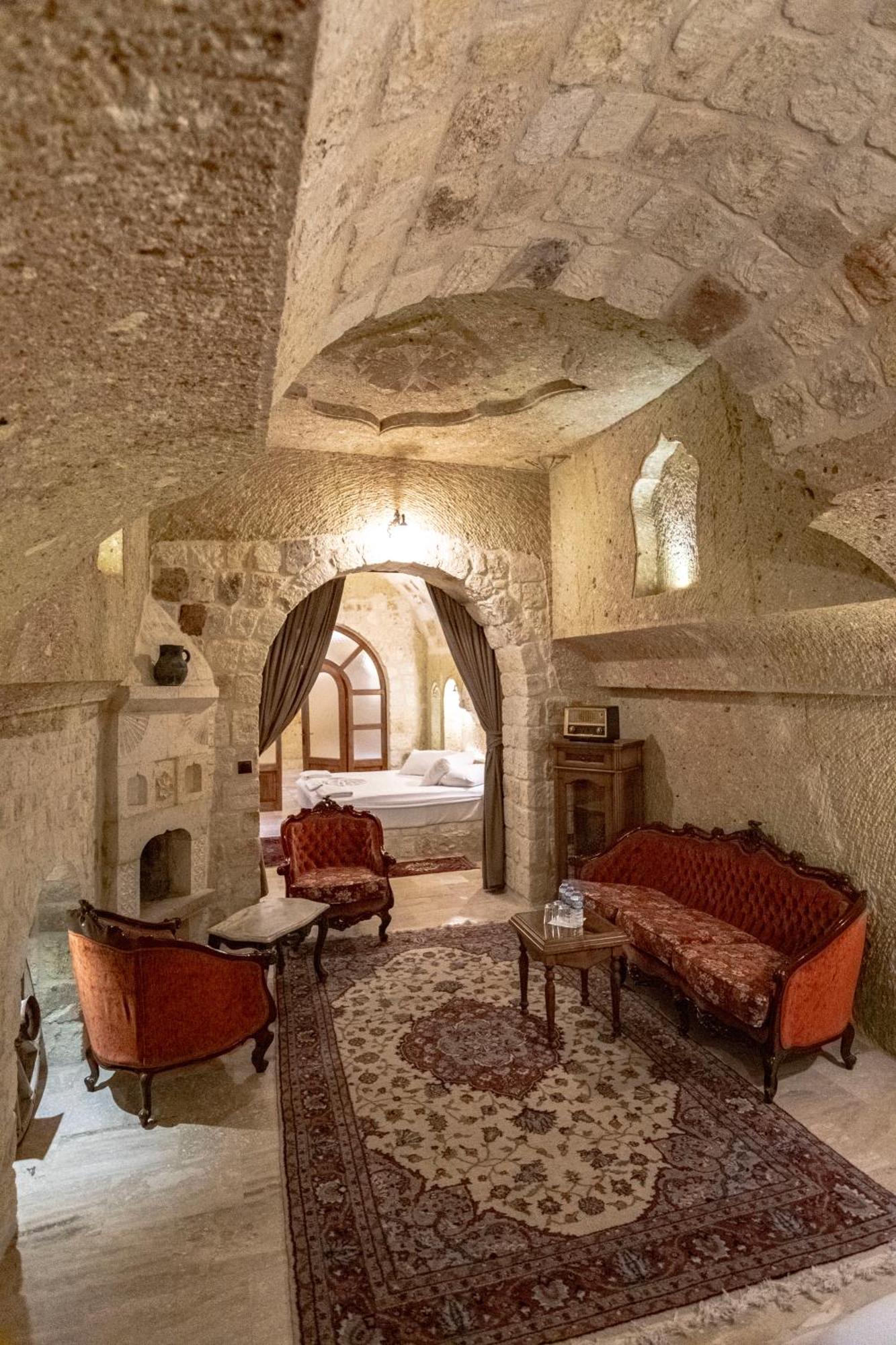 Kemerhan Cave Suites Ürgüp Ngoại thất bức ảnh