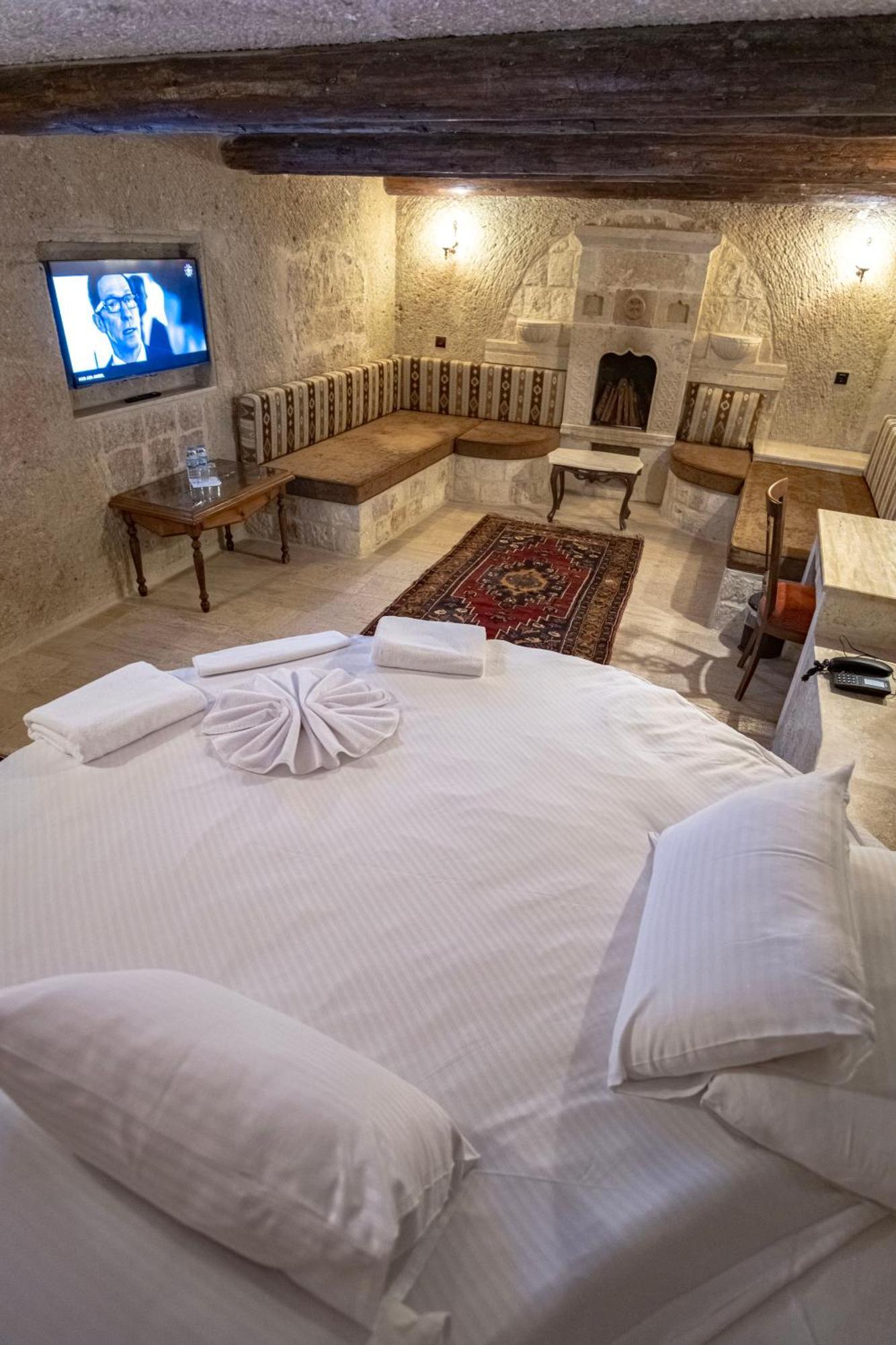 Kemerhan Cave Suites Ürgüp Ngoại thất bức ảnh