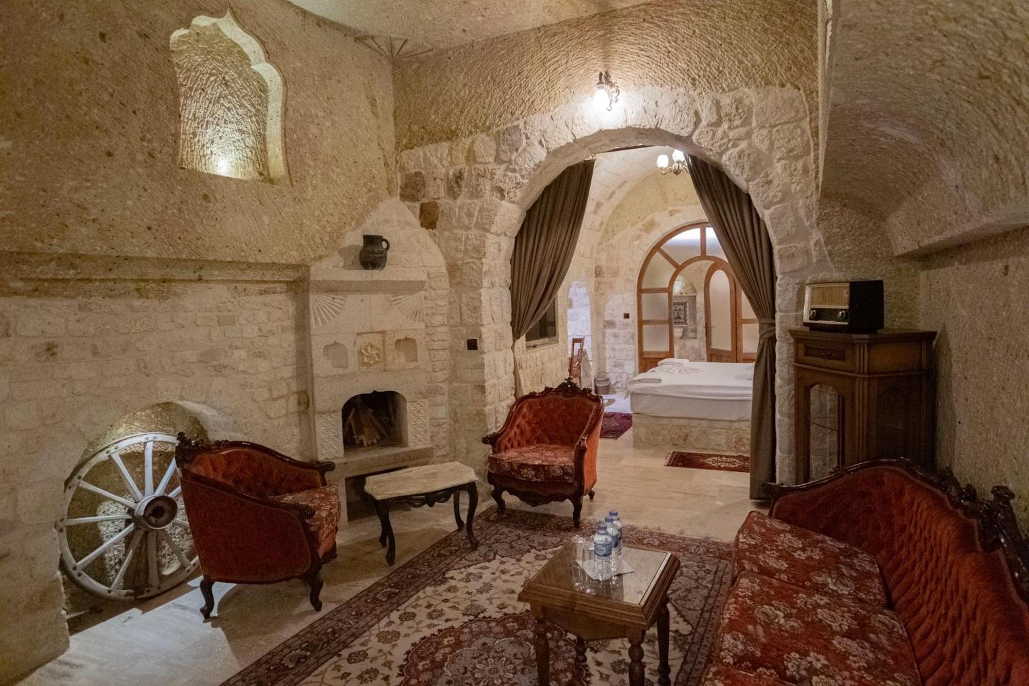 Kemerhan Cave Suites Ürgüp Ngoại thất bức ảnh
