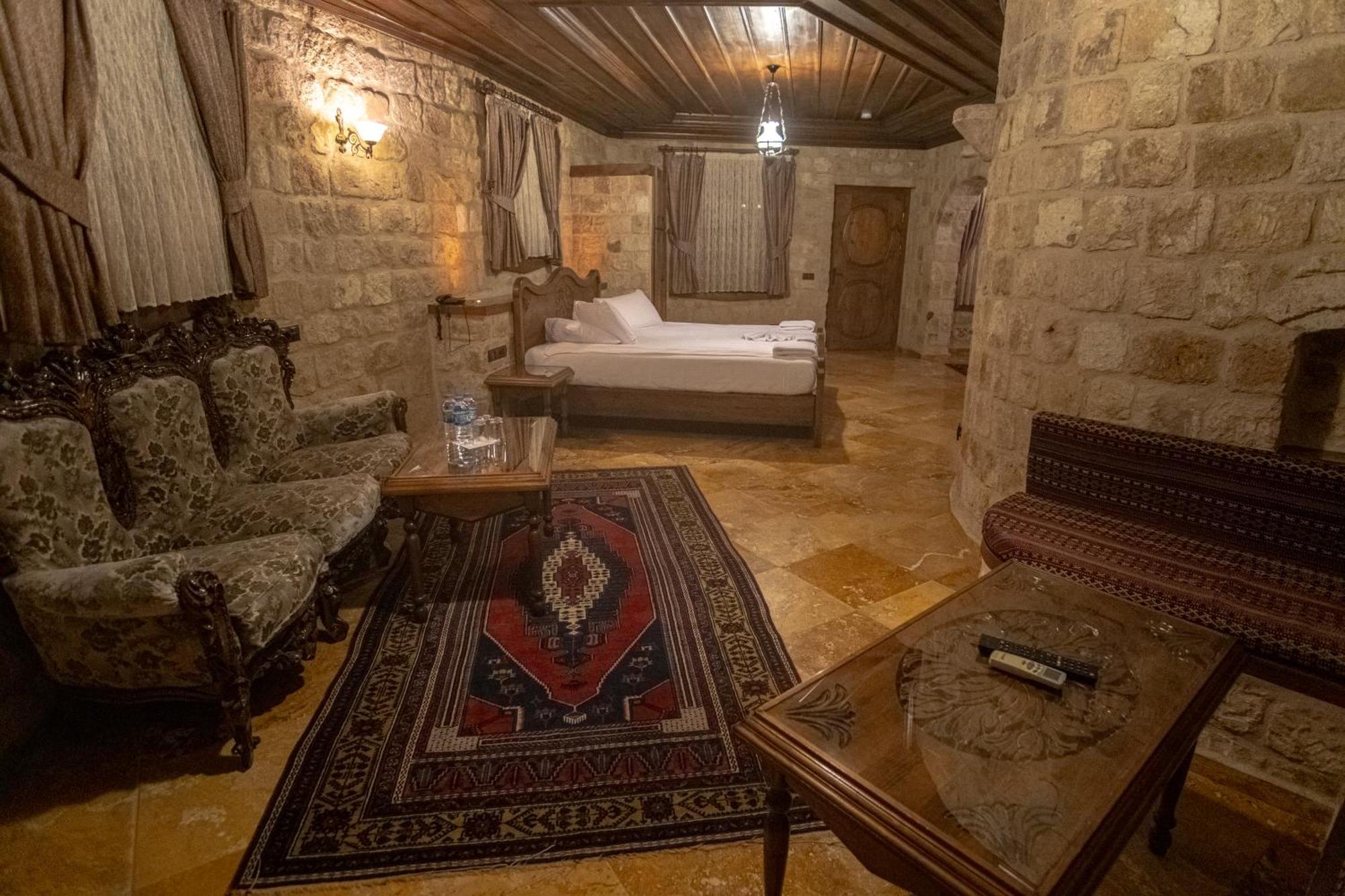 Kemerhan Cave Suites Ürgüp Ngoại thất bức ảnh