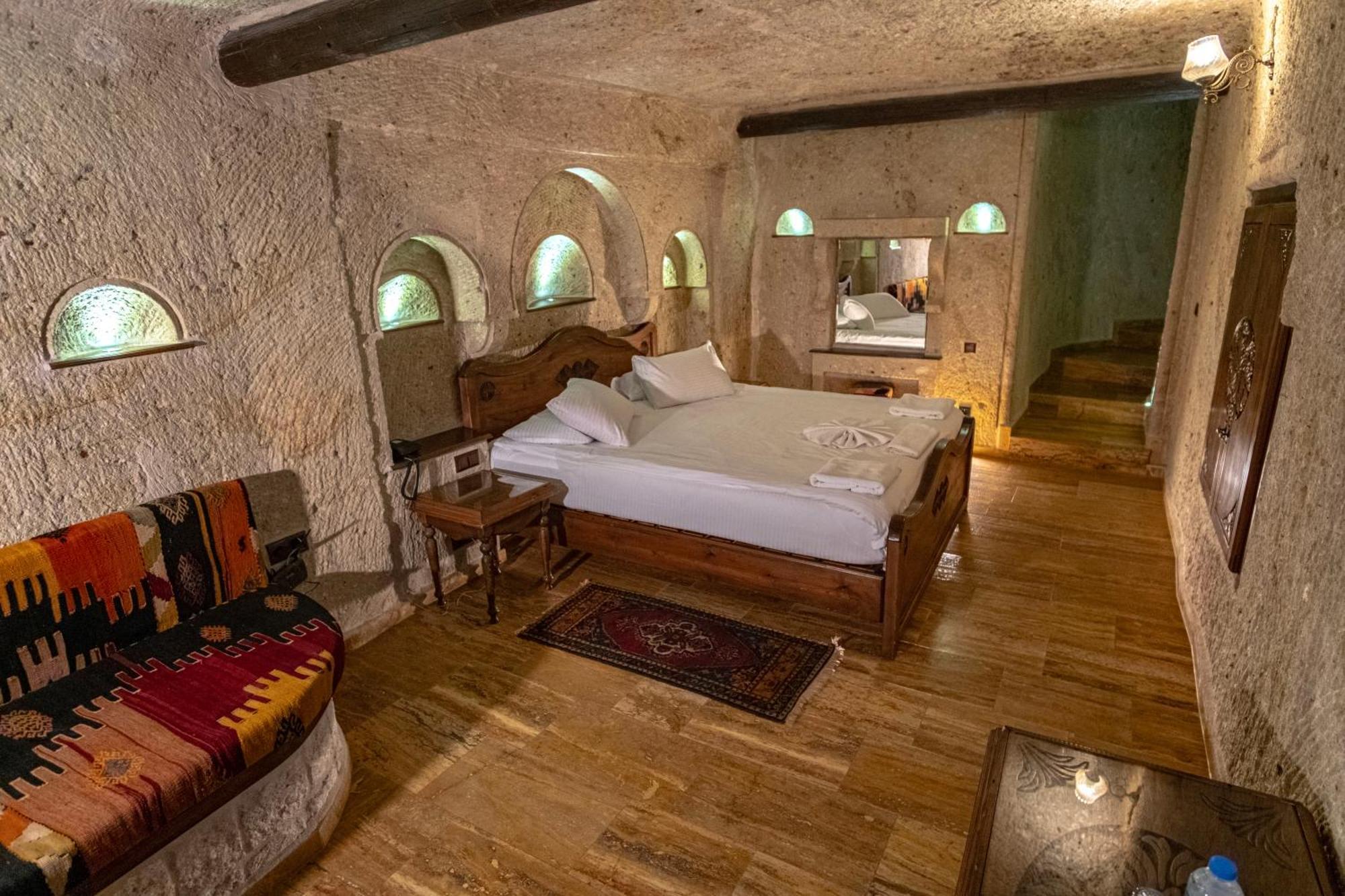 Kemerhan Cave Suites Ürgüp Ngoại thất bức ảnh