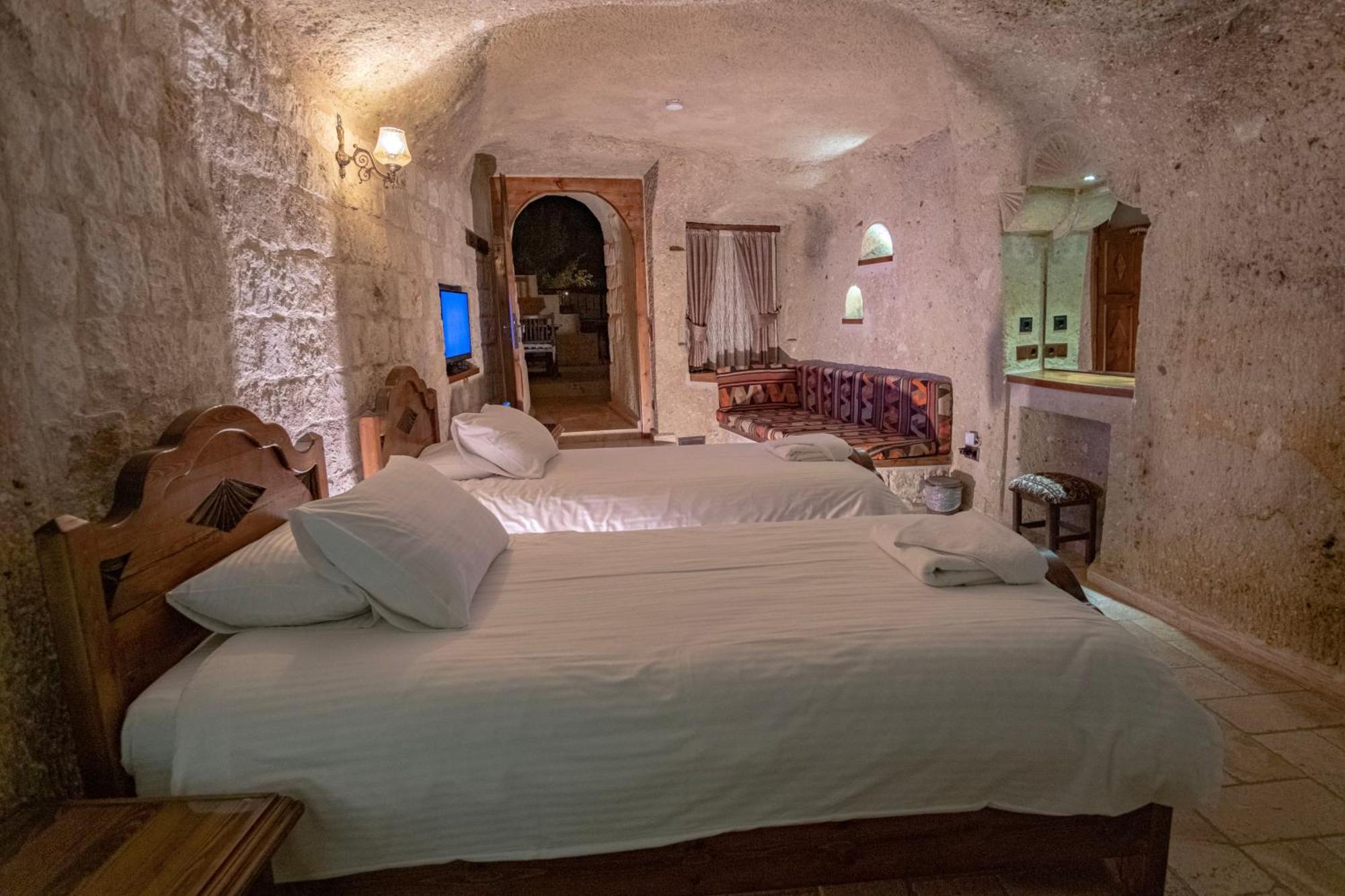 Kemerhan Cave Suites Ürgüp Ngoại thất bức ảnh