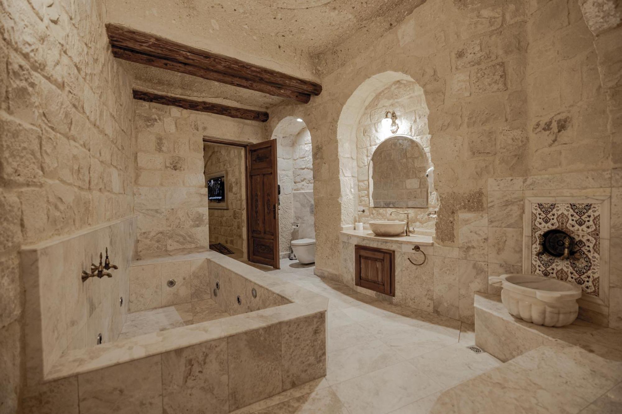 Kemerhan Cave Suites Ürgüp Ngoại thất bức ảnh