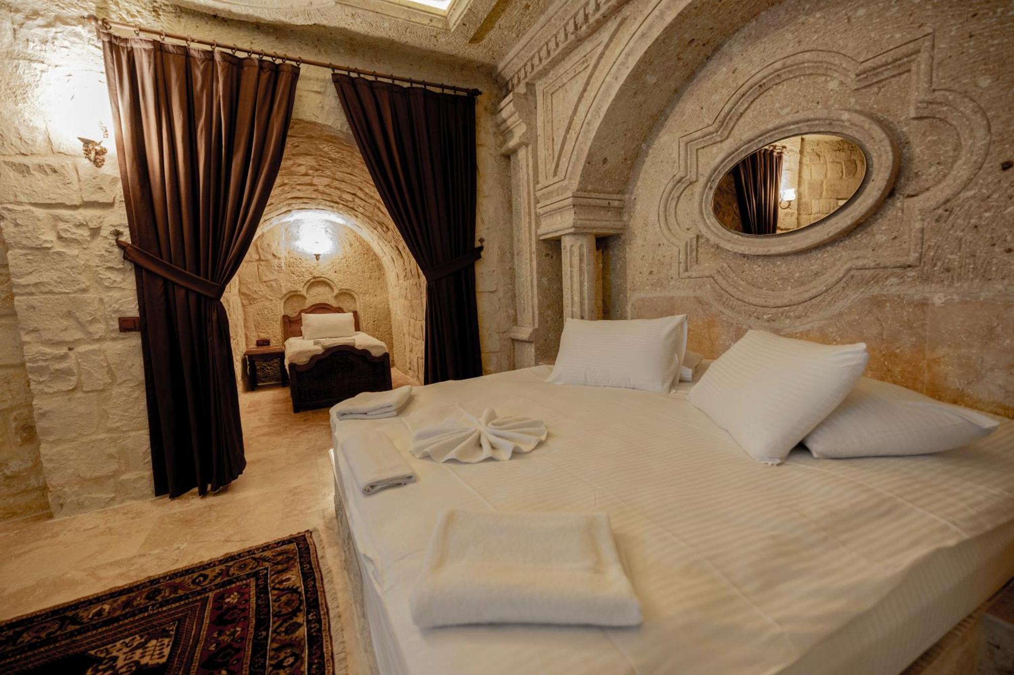 Kemerhan Cave Suites Ürgüp Ngoại thất bức ảnh