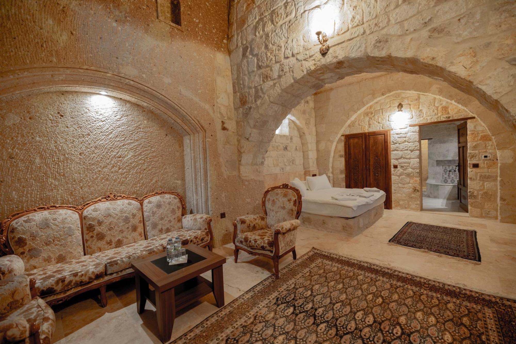 Kemerhan Cave Suites Ürgüp Ngoại thất bức ảnh
