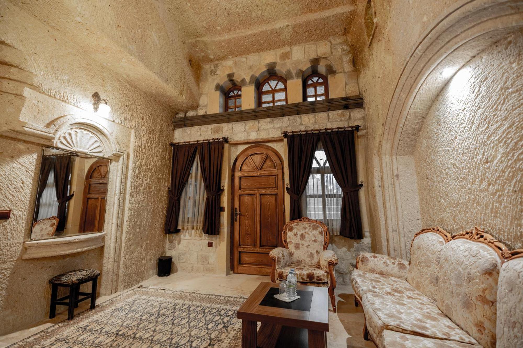 Kemerhan Cave Suites Ürgüp Ngoại thất bức ảnh