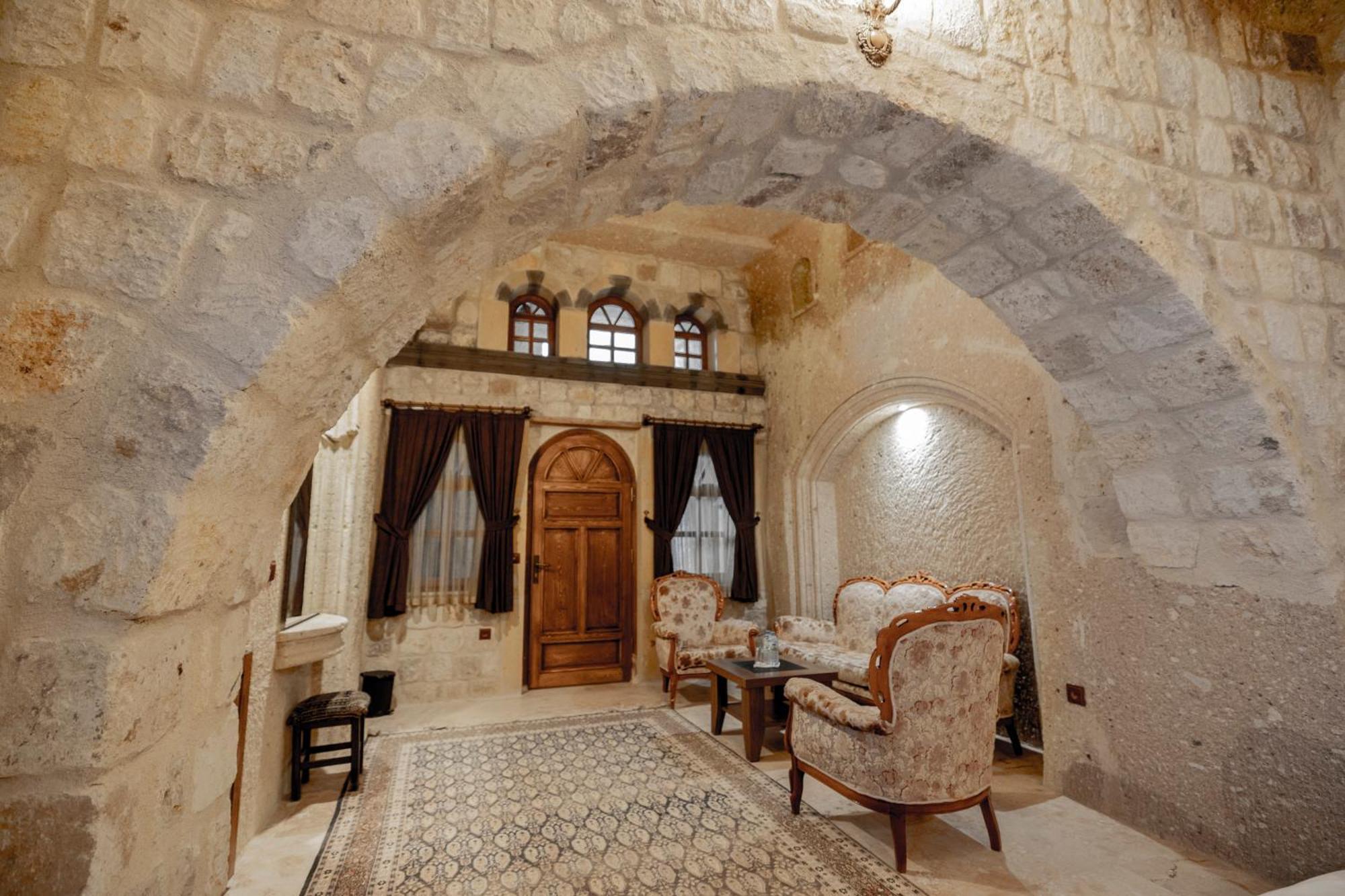 Kemerhan Cave Suites Ürgüp Ngoại thất bức ảnh